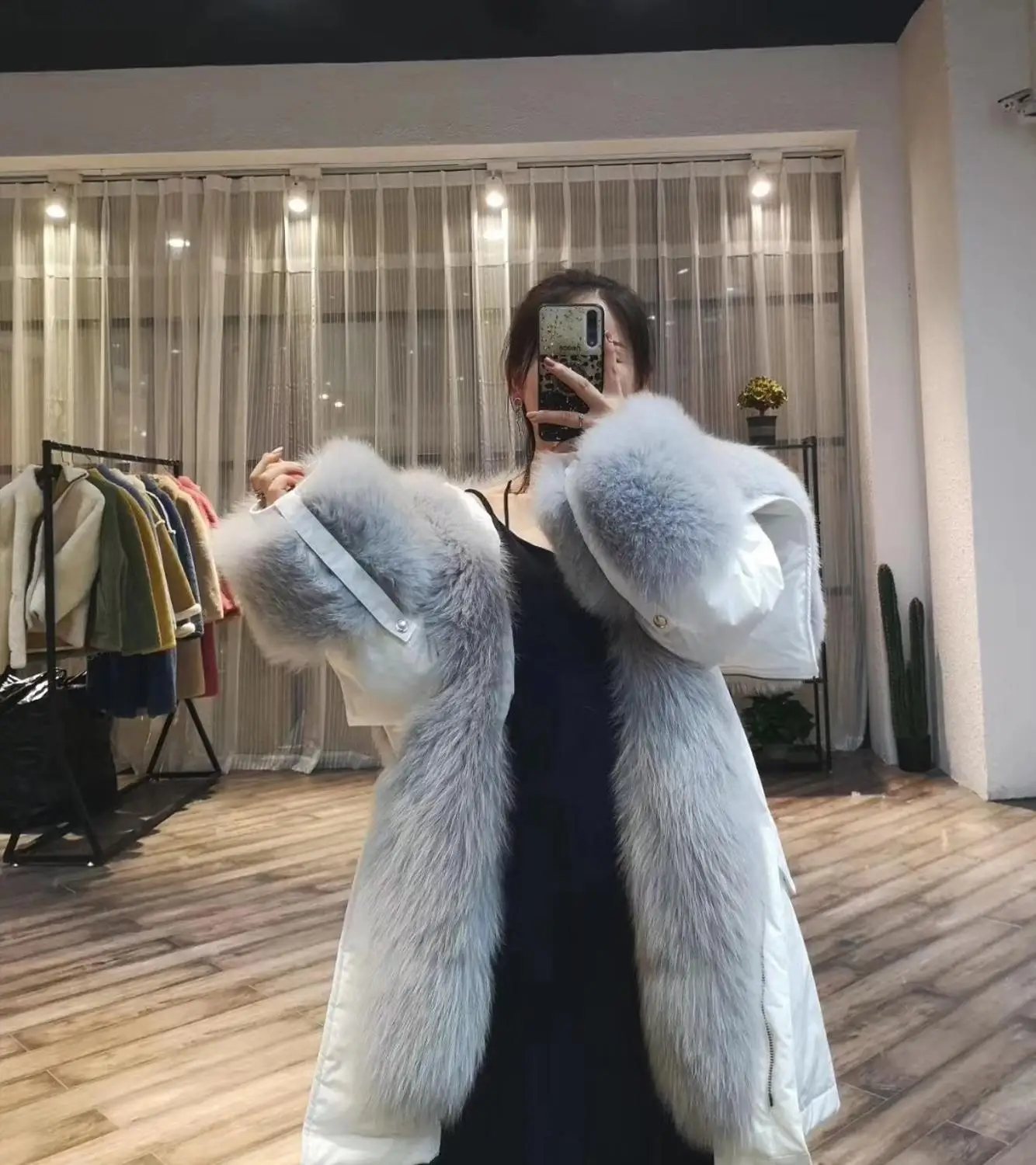 2022 Fashion Winter Jacket Women Big Natural Fur Collar Long Parka Streetwear Real Fur Coat White Duck Down Silver Jacket  Korea