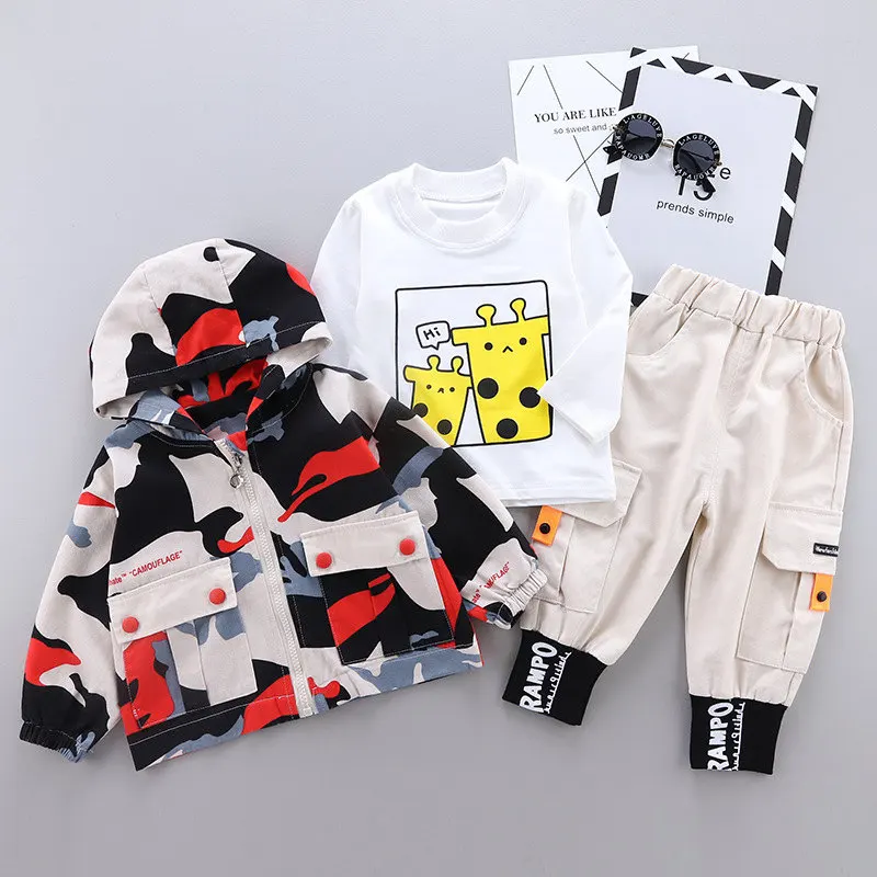 

3Pcs Fashion Camouflage Boy Sets Hooded Coat + Tops + Pants Kids Clothes Cotton Toddler Boy Clothes Winter Outfits Party 2021