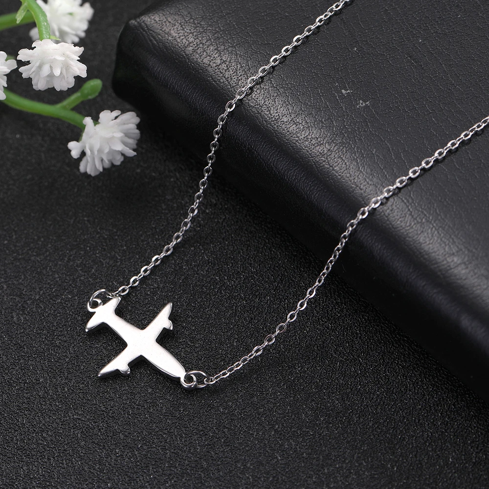 

Cazador Airplane Pendant Necklace Women's Simple Aircraft Neck Chain Choker Stainless Steel Jewelry Christmas Gifts 2021 Trend