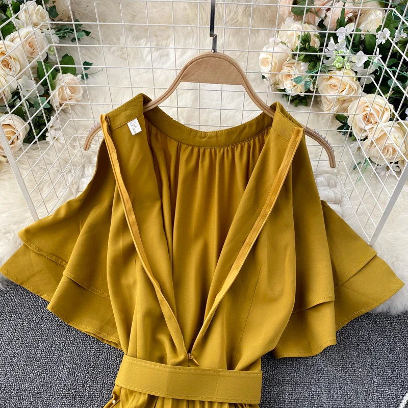 

Vintage Halter Neck Sexy Off shoulder dress Spring Summer Maxi Long Pleated Dress Women Party Slim vestidos Bandage tunic dress