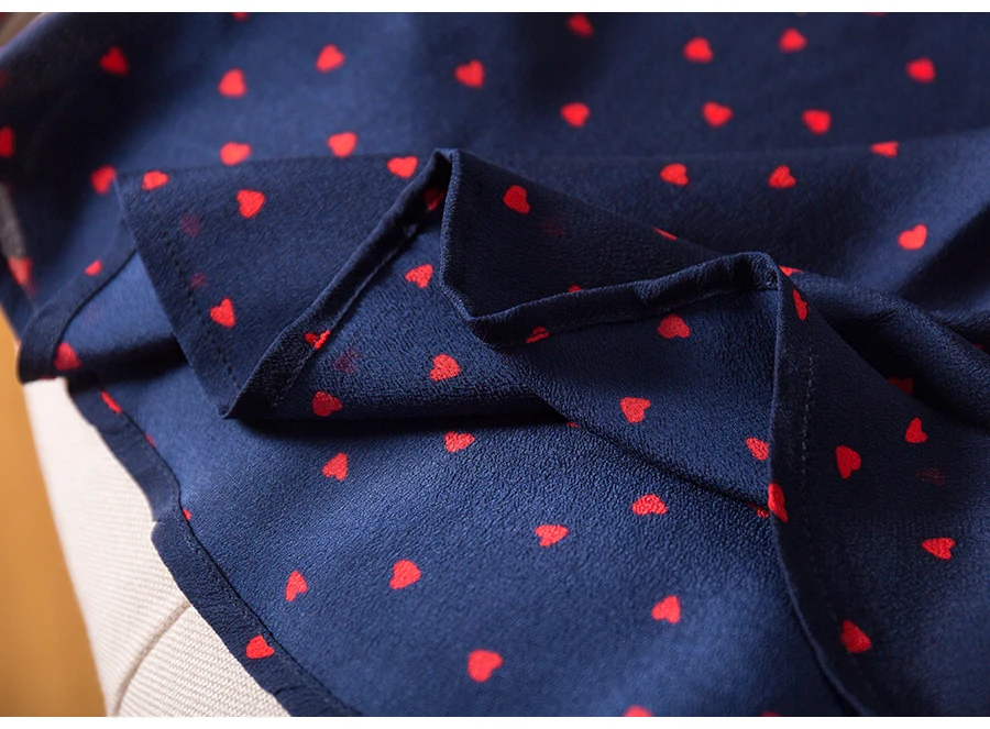 

SuyaDream Women Hearts Print Blouse 100% REAL SILK Long Sleeved Office Lady Turn Down Collar Office Blouses 2019 Fall Shirt
