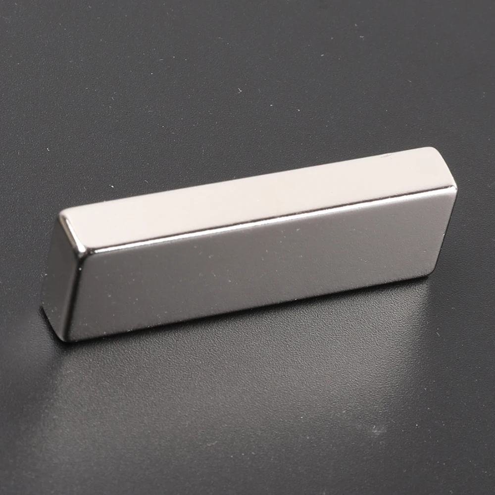

N52 10PCS Strong Neodymium magnets Block 60 x 20 x 10 mm Magnet Countersunk 2 Holes 5mm