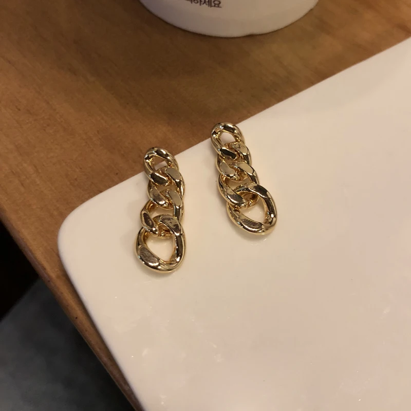 

S925 needle Modern Jewelry Drop Earrings Pretty Design Metal Alloy Shiny Golden Plating Metallic Dangle Earrings For Women Gift