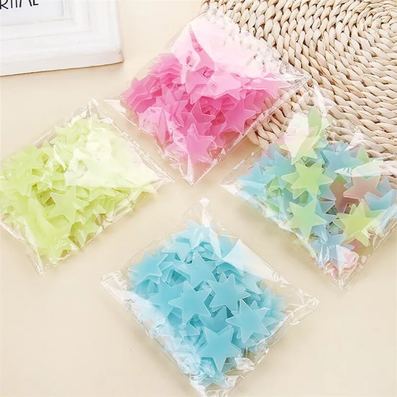 50 штук 3D звезд светятся в темноте люминесцентные пластиковые настенные наклейки для домашнего декора, обои, декоративная специальная фестивальная тематика.