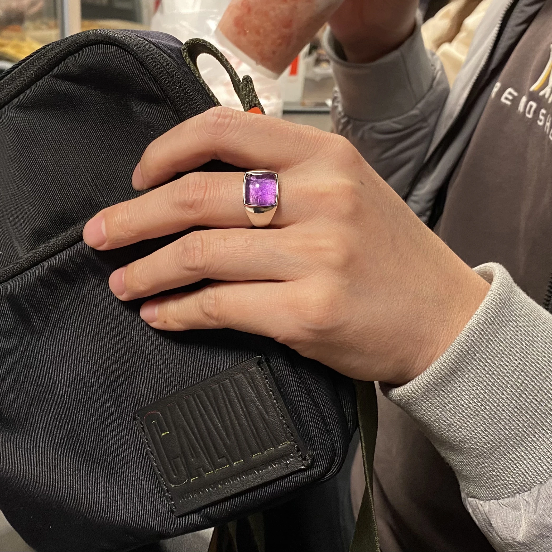 Серебряное кольцо с аметистом для мужчин