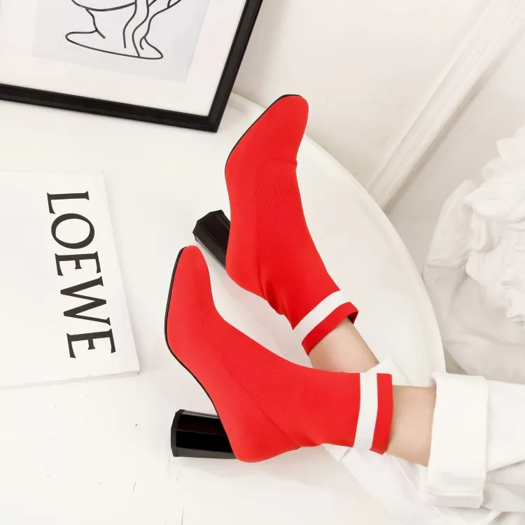 Разноцветные эластичные ботинки на толстом каблуке с квадратной головкой