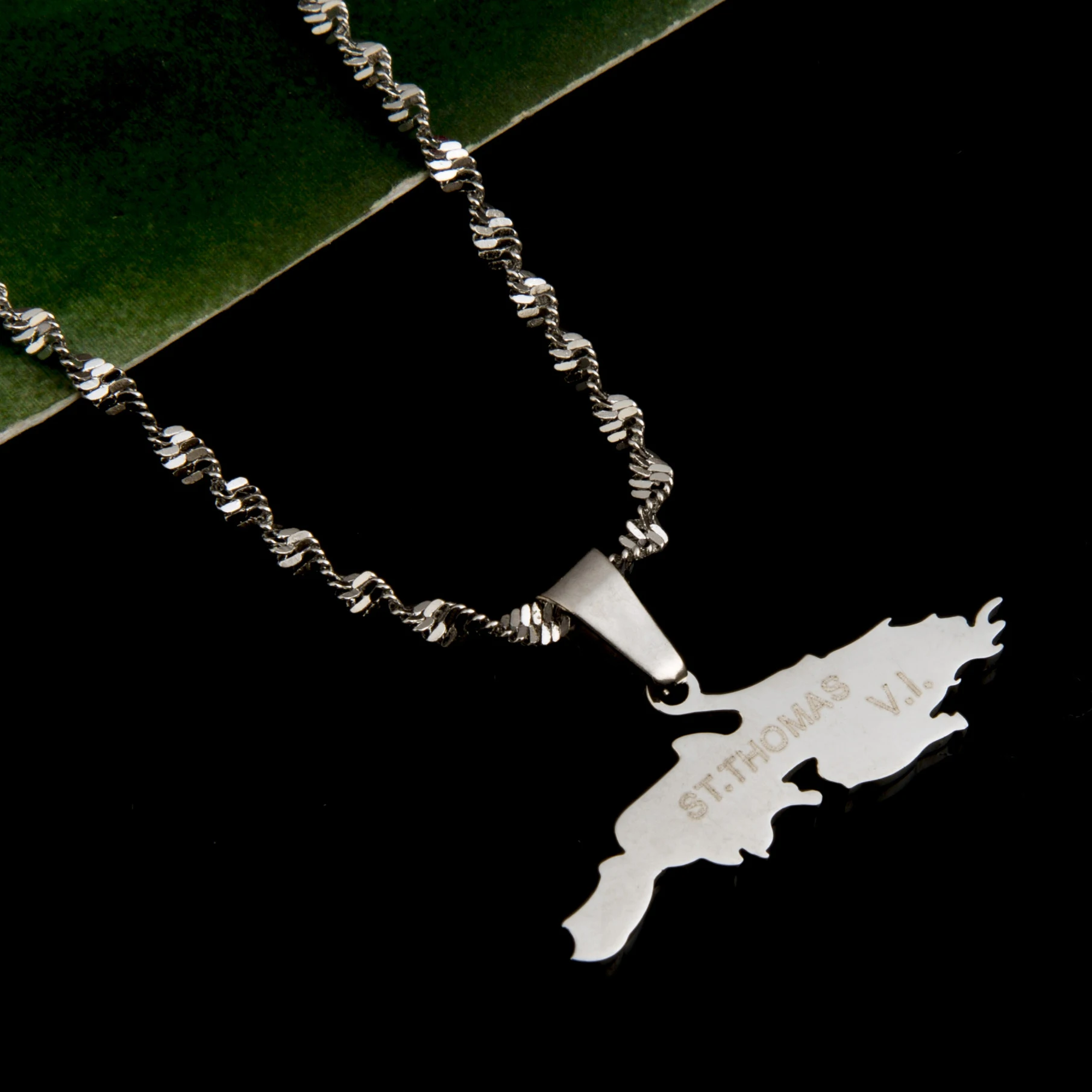 Святого Томаса В. И. Из нержавеющей стали Ожерелья с подвесками золотого цвета