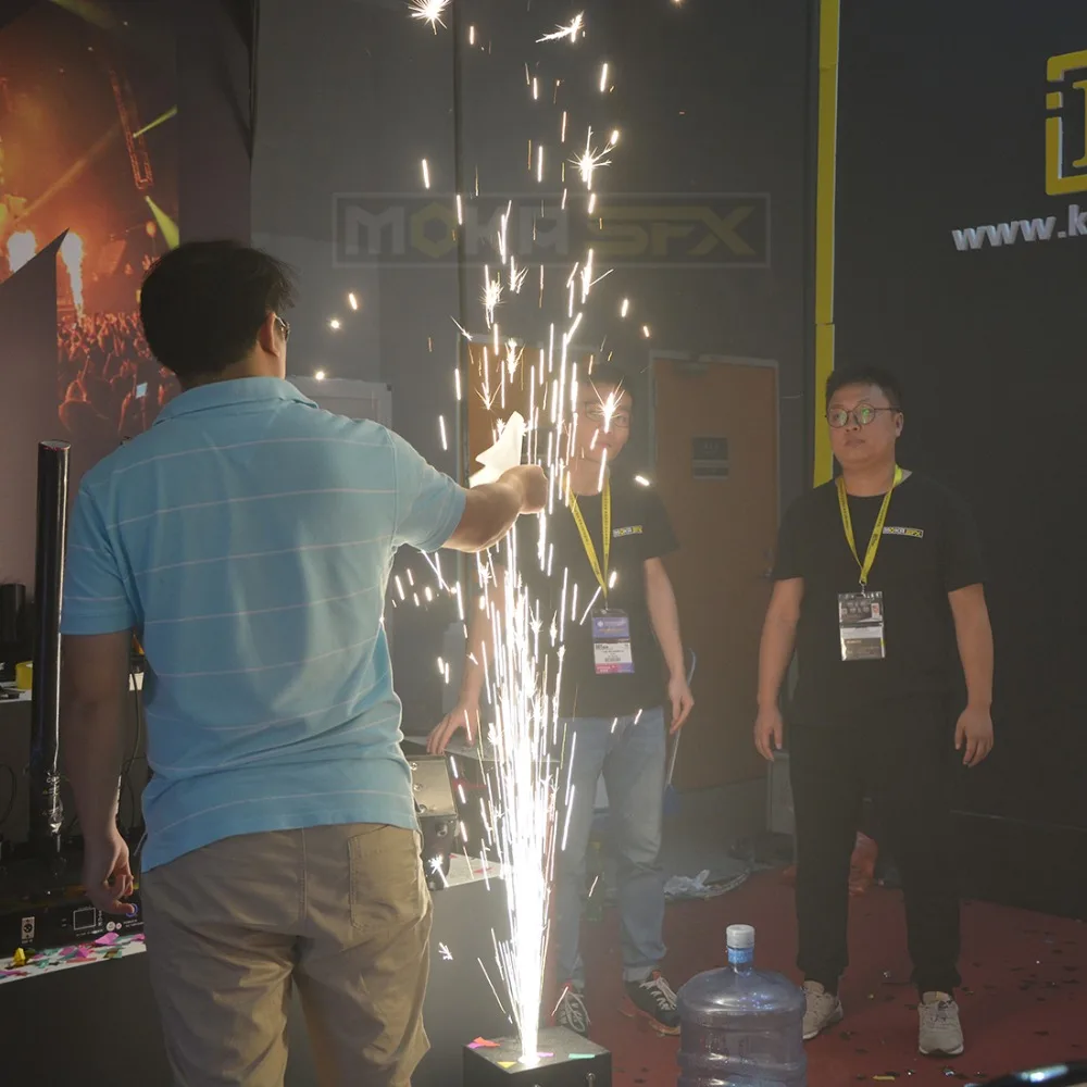 Сцсветильник холодная Искра сценическая лампа искусственное пламя Свадебный