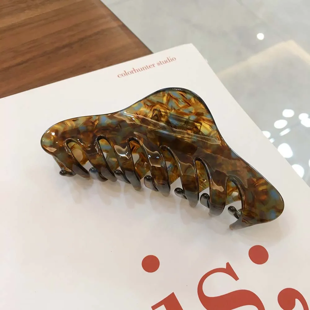 

1PC Korean Large Catch Clip Hollow Retro Blue Coffee Hair Claw Simple Girl Hairpins Hair Accessories