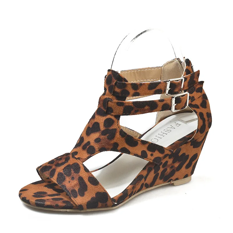 

Women Sandals High Heels Summer Platform Wedge Heels Female Peep Toe Women Beach Shoes Fashion Comfortable Plus Size yuj8