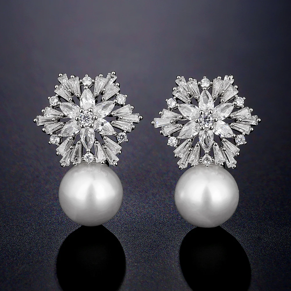 

UILZ 2022 New Snowflake Flowers AAA Cubic Zirconia Pearl Drop Earrings for Women Fashion Jewelry Christmas Birthday Gifts