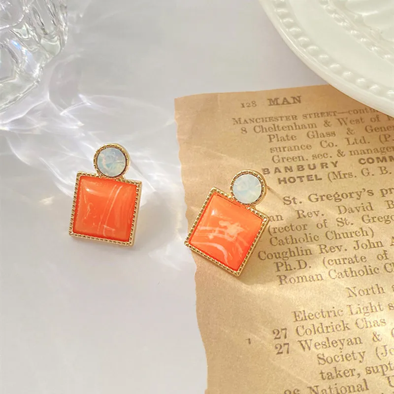 Оранжевые квадратные серьги модные серьги-гвоздики с кристаллами циркона