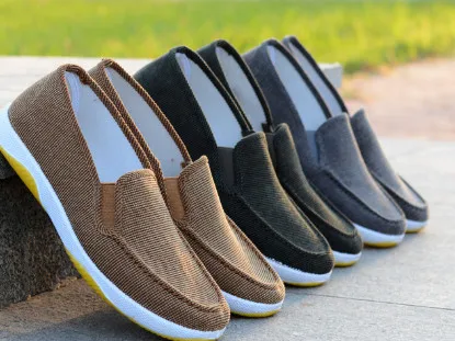 

2237-2020 New summershoes casual men