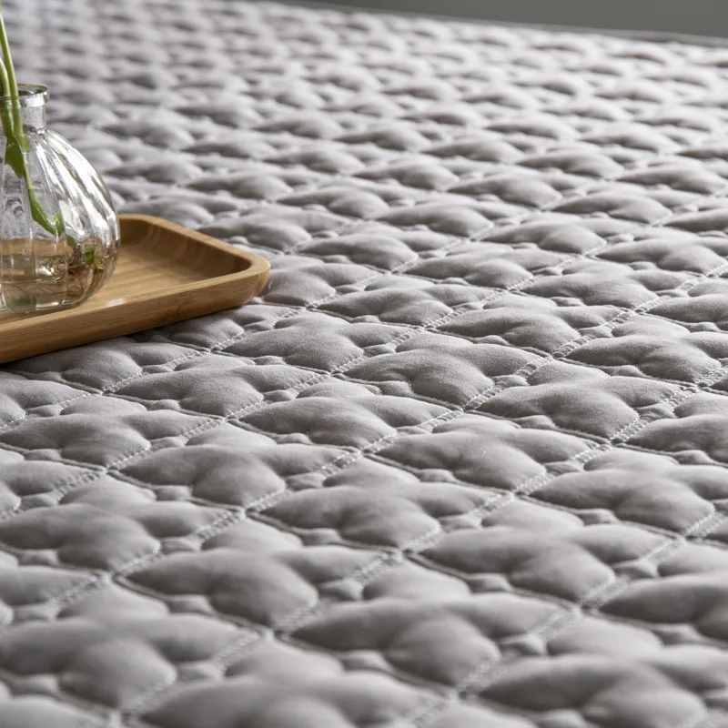 

Solid Color Quilted Embossed Waterproof Mattress Cover Anti-mite Fitted Sheet Style Cover Mattress Queen Size Soft Pad Bed Cover