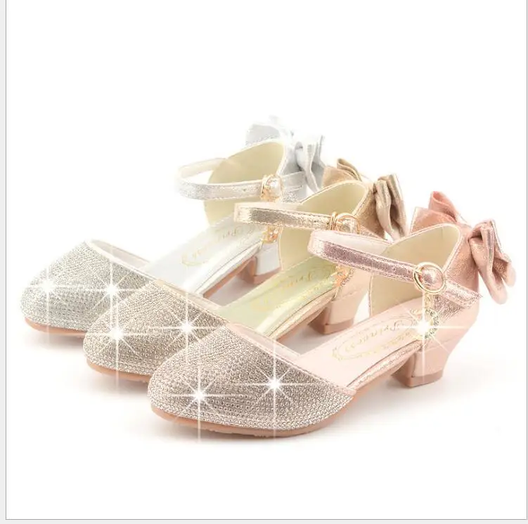 

Классические детские кожаные туфли принцессы для девочек, классические туфли, блестящие детские туфли на высоком каблуке для девочек с бантом-бабочкой, золотистые, розовые, серебристые