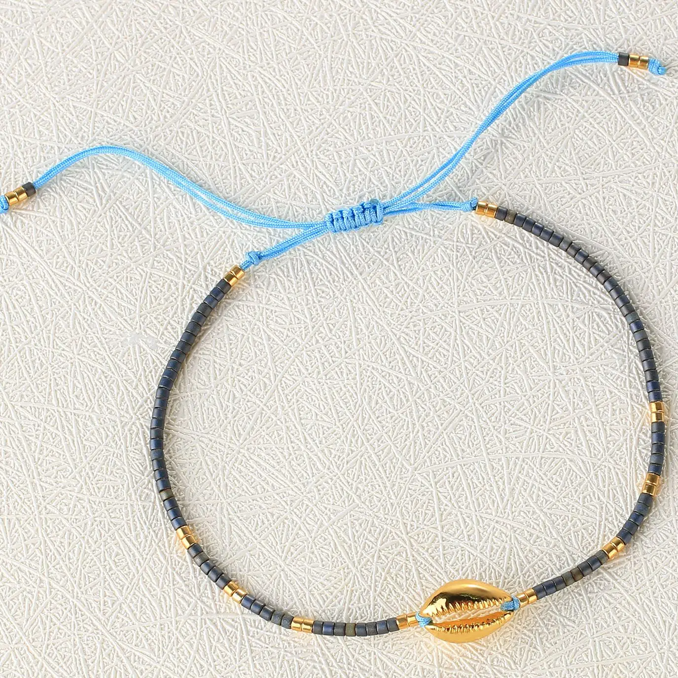 

QUANCHI Boho Miyuki Seed Beads Bracelets Gold Shell Cowry Beaded Bracelet Summer Beach Seashell Strand Bangle Jewelry(17H)