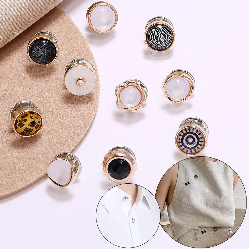 

10 Pieces Of Women's Button Brooches Imitation Pearls Rhinestone Brooches Tops Pins Accessories Couple Jewelry Women's Brooches