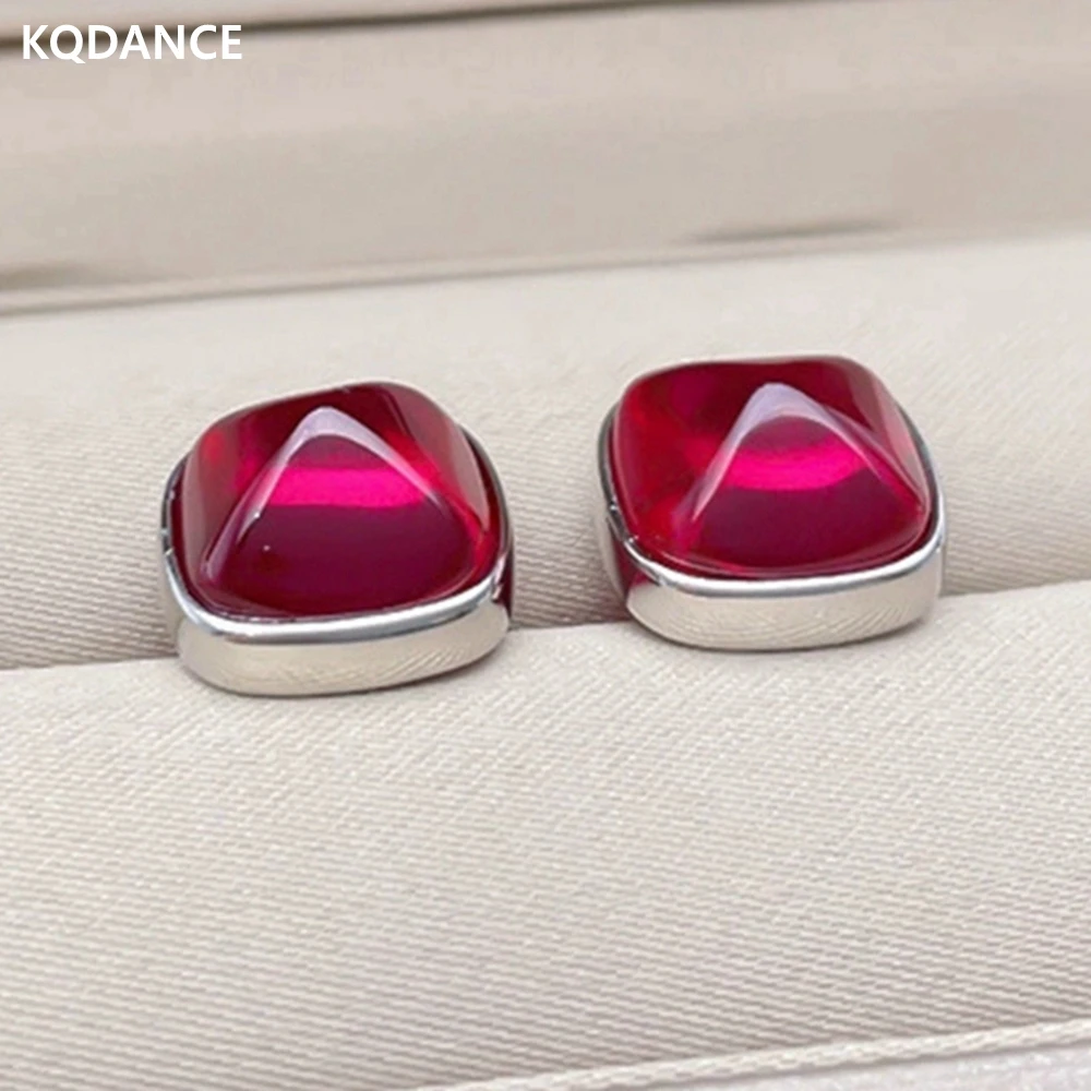 

Женские серьги-гвоздики из серебра 925 пробы с красным/зеленым/синим камнем