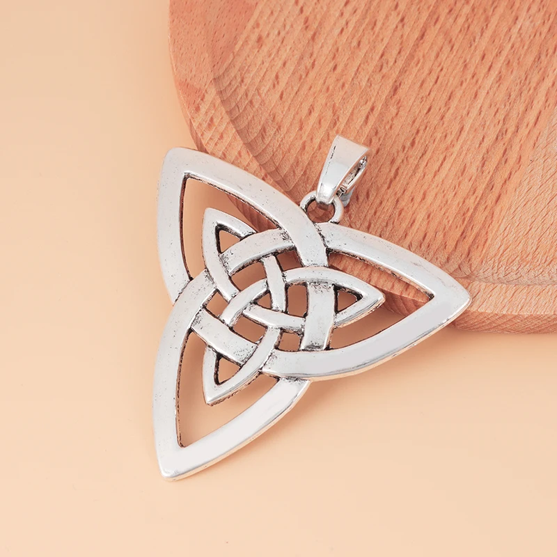 ZXZ 2 шт. старинное серебро большой Keltic узел Trinity Triquetra Подвески Кулоны из нержавеющей стали для Цепочки и ожерелья ювелирных изделий, украшения своими руками, 68x65 мм