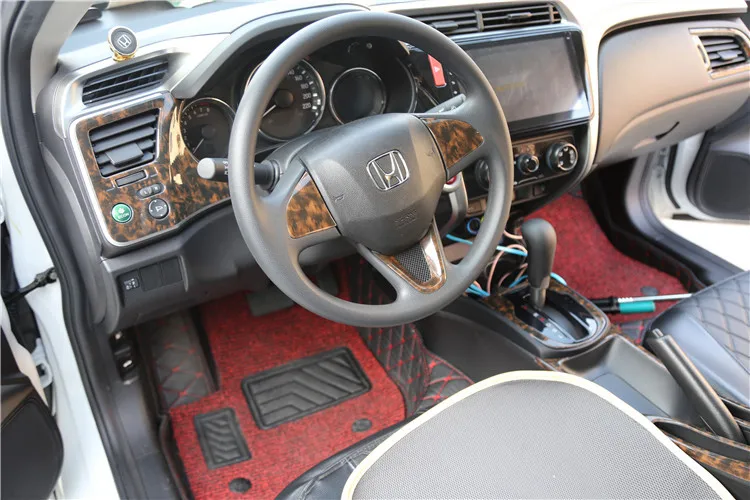 Цена Для Honda City 2015-2017 панель переключения передач для автомобиля накладка на руль отделка интерьера полоса из углеродного волокна цвет/красный