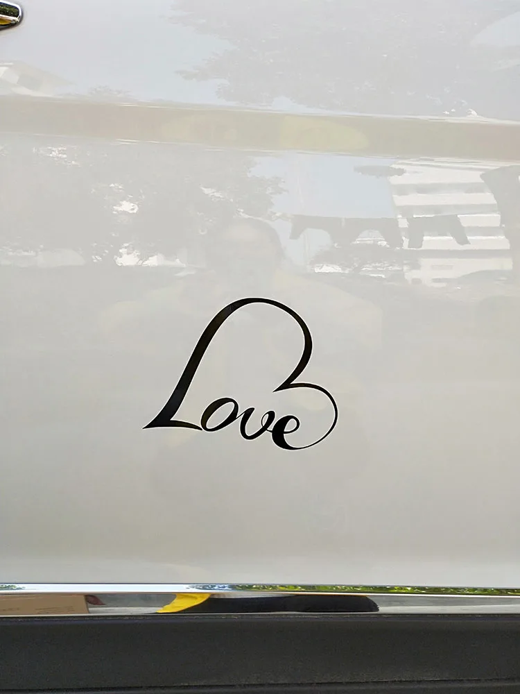 

ZTTZDY 18.5CM*15.5CM Fashion Reflective LOVE Vinyl Decal Car Sticker Decals ZJ2-0008