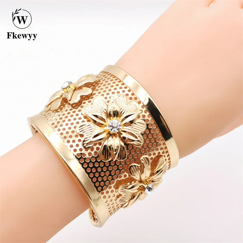 

Fkewyy Ethnic Bracelets Gold Plated Jewelry Luxury Designer Plum Blossom Cuff Bracelet For Women Bohemia Jewellery Charm Girls