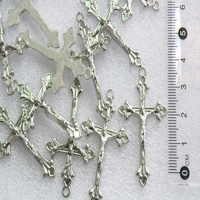 60 шт./металлическая подвеска в виде католического Креста подходит для