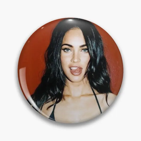 

Meghan Fox Customizable Soft Button Pin Jewelry Cartoon Women Creative Collar Hat Metal Fashion Gift Clothes Decor Brooch Badge