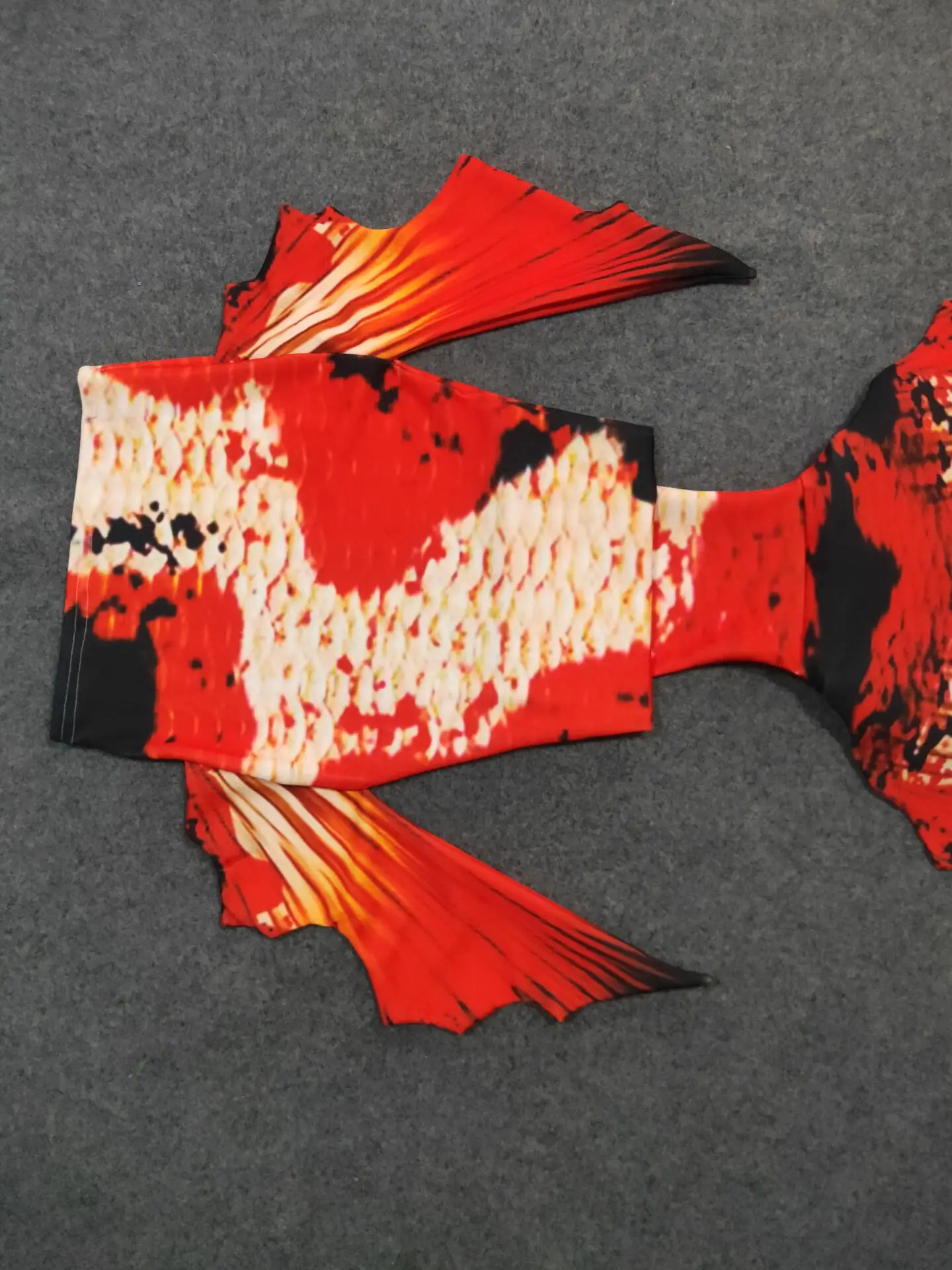 

Customized 2020 Big Mermaid Tail With Monofin Kids Adult Women Men Mermaid Tail with Flipper Beach Costumes Mermaid Swimsuits