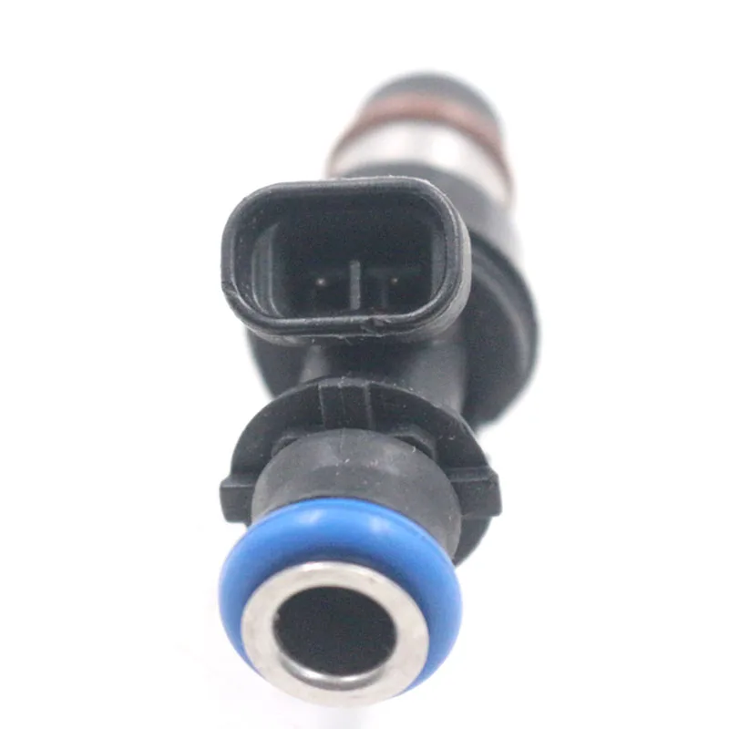 1 шт. топливный инжектор 12 Ом 17113553 8171136980 для Chevy /GMC /Cadillac /Chevrolet 2001-2007 22LB 4.8L 5.3L 6.0L |