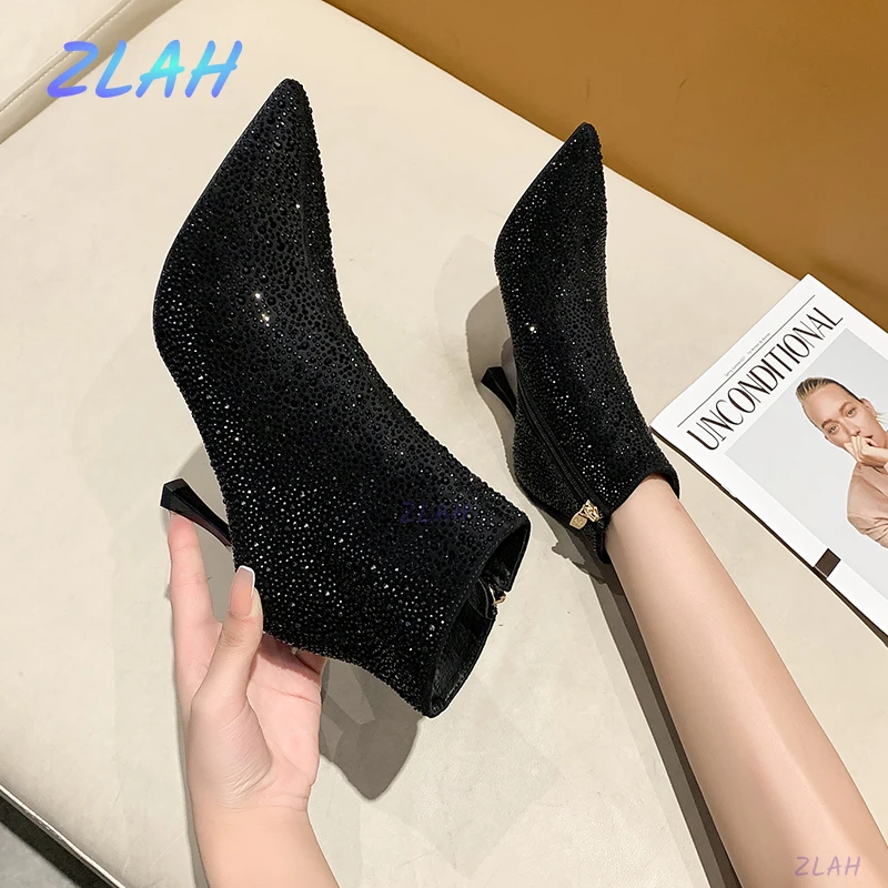 

Ботинки женские блестящие, стразы, на шпильке