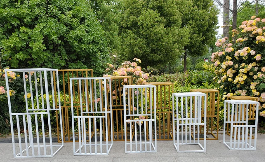 

Iron hexagon dessert table square column cake table welcome area sign in table decoration decoration wedding props