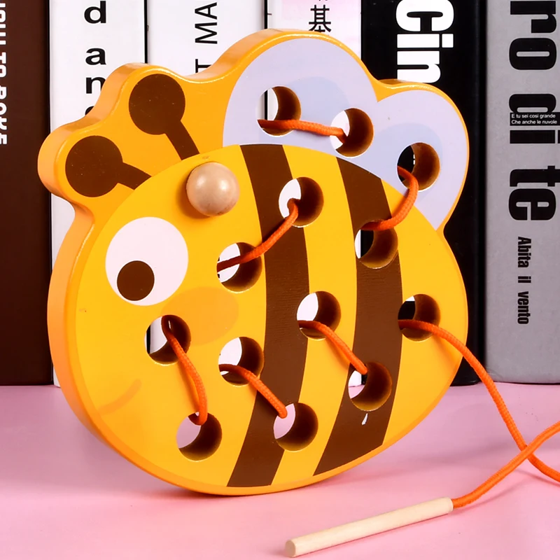 Early Enlightenment Training Threading Rope Game Wood Cartoon Animal Model Crocodile/Bee/Elephant/Coccinella Montessori Baby Toy