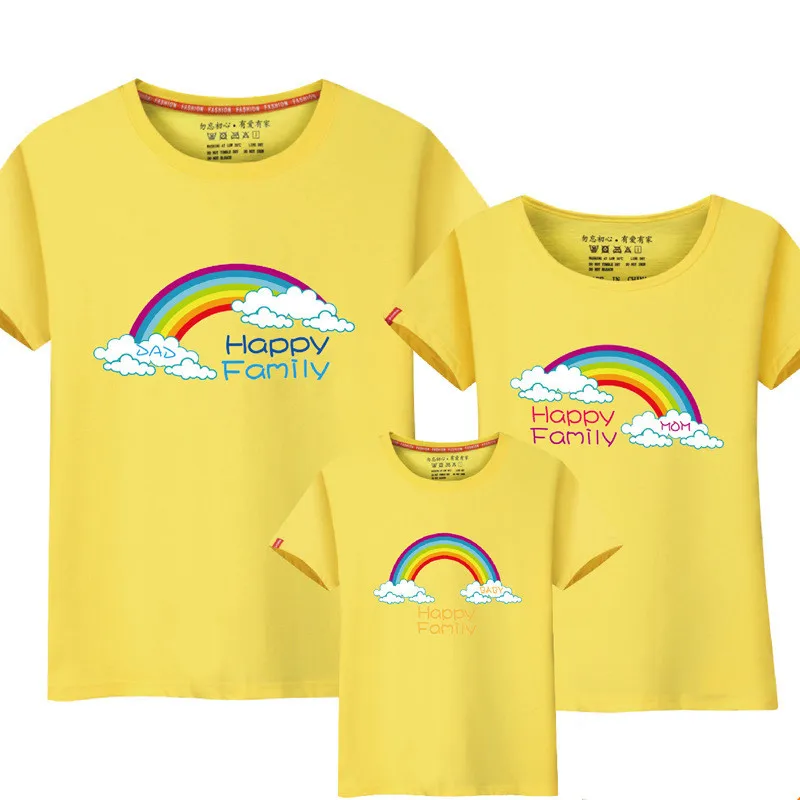 Футболки с короткими рукавами для всей семьи Милая одежда одинаковые платья мамы