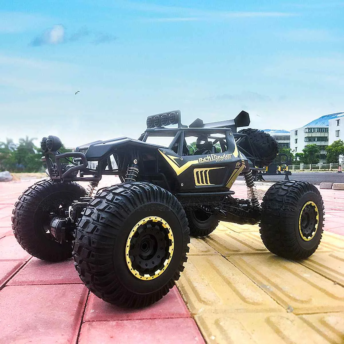 18 4wd автомобиль с дистанционны