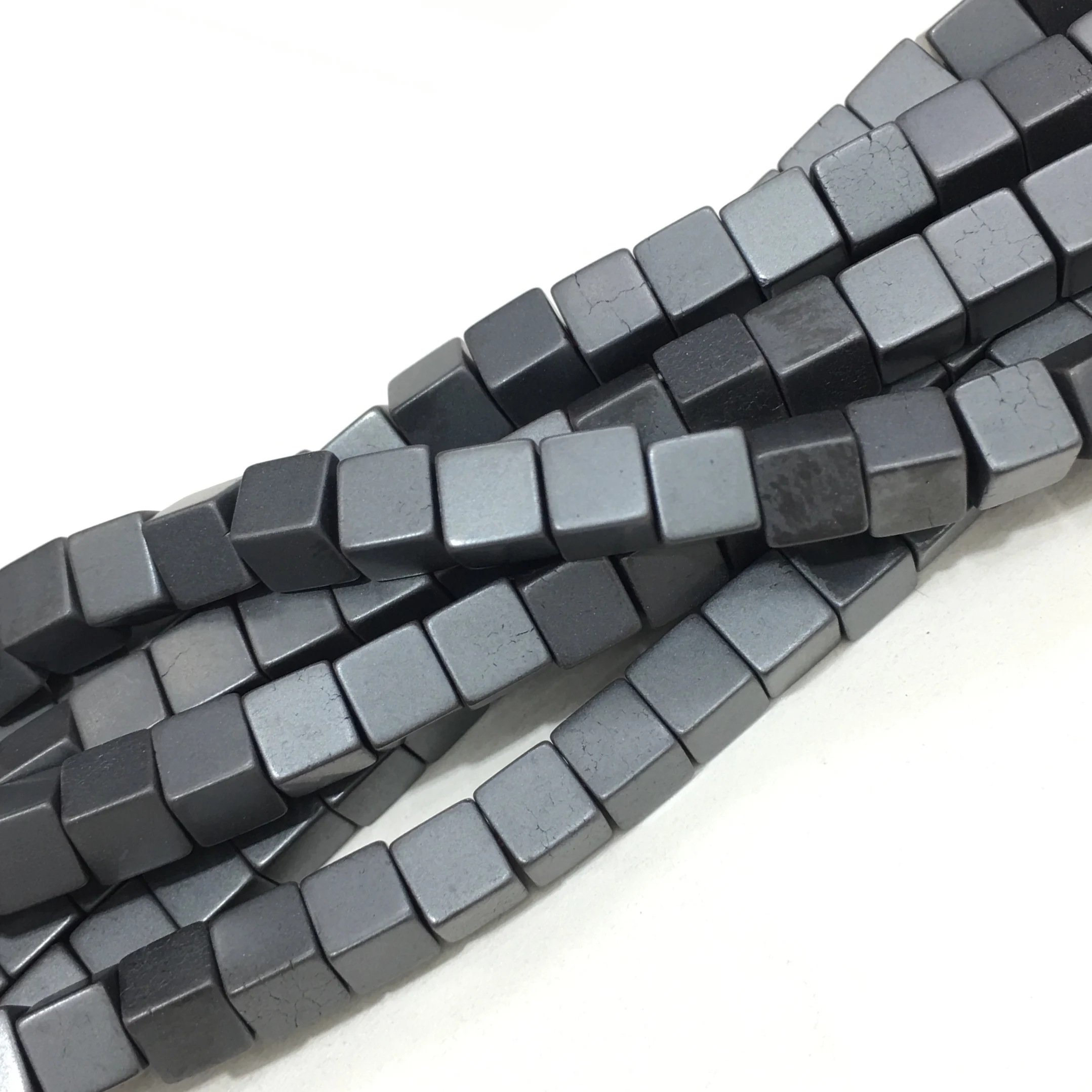 Заводская цена натуральный гематит камень россыпью бисер Изготовление