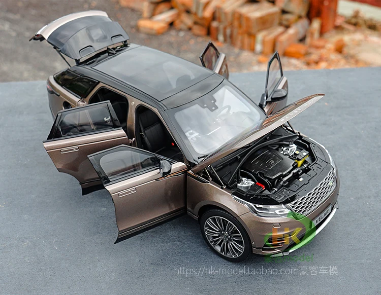 Изысканная модель из сплава велара с ЖК-дисплеем 1:18, модель внедорожника с высокой имитацией, Высококачественная коллекция и подарки