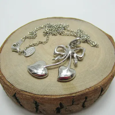 

Kenzero vintage butterfly hearts chain necklace