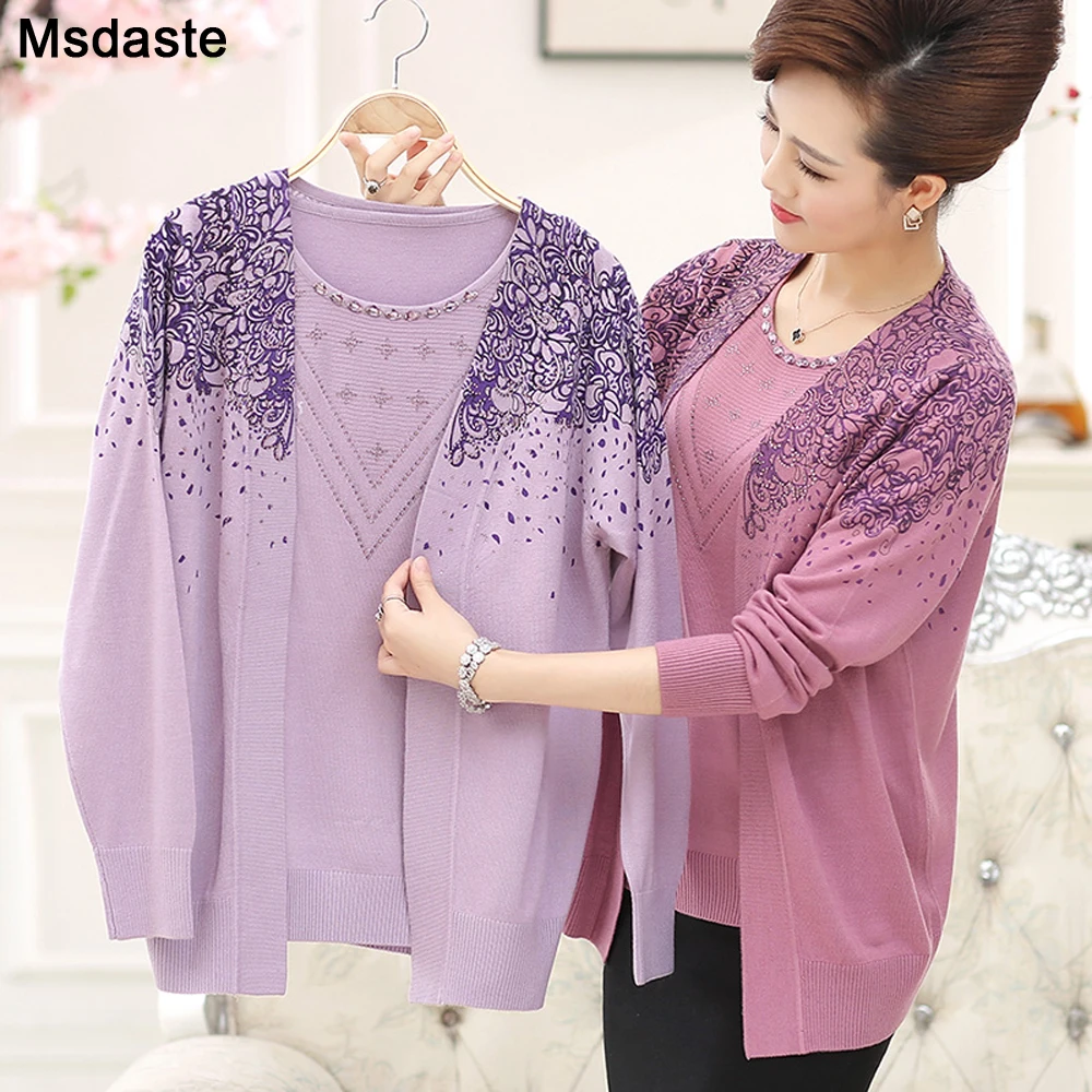 Женский комплект из двух предметов свитер с цветочным принтом футболка и блузка