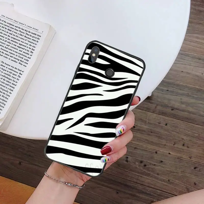 

Zebra Striped Black White Anima Phone Case For Xiaomi Redmi mi note max 3 5 6 8 9 10 t S SE lite pro Soft Silicone mobile bags