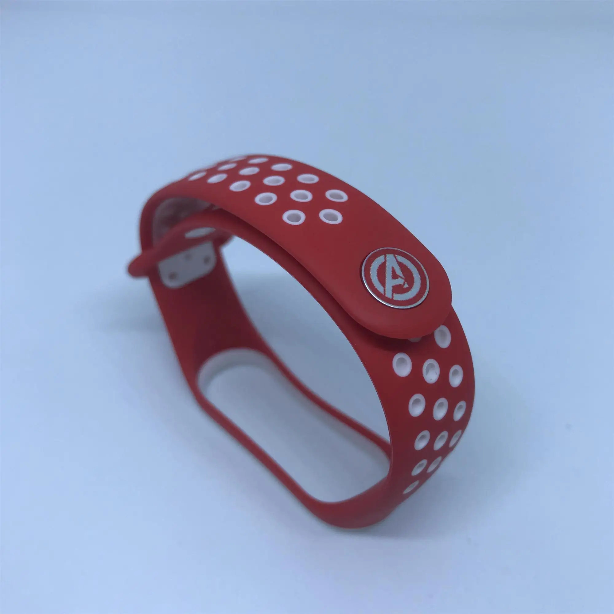 FIFATA NEW The Avengers Silicone Watch Strap For Xiaomi Mi Band 4 Xiaomi Mi Band 3 Smatr Watch Wristband Replace Accessories - Цвет: Red White-A