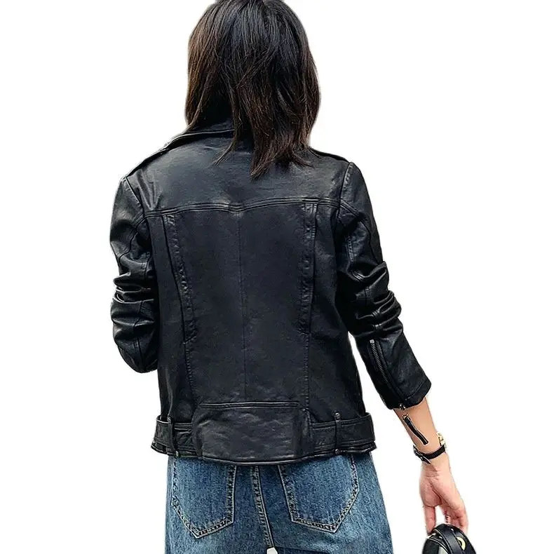 Chaquetas cortas de piel de oveja para mujer, abrigos de cuero con cinturón adelgazante, chaquetas de invierno de cuero para motocicleta