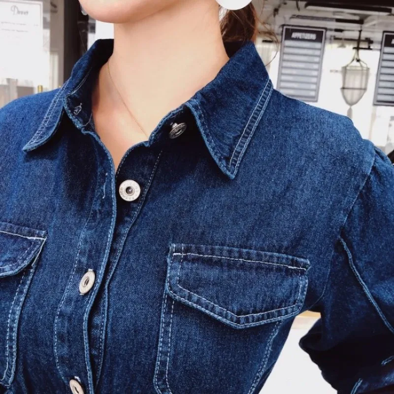 Женское джинсовое платье с эластичным поясом повседневное однобортное средней