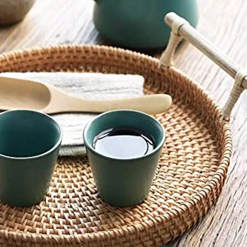 

Rattan Bread Basket Round Woven Tea Tray with Handles for Serving Dinner Parties Coffee Breakfast (11 Inches)
