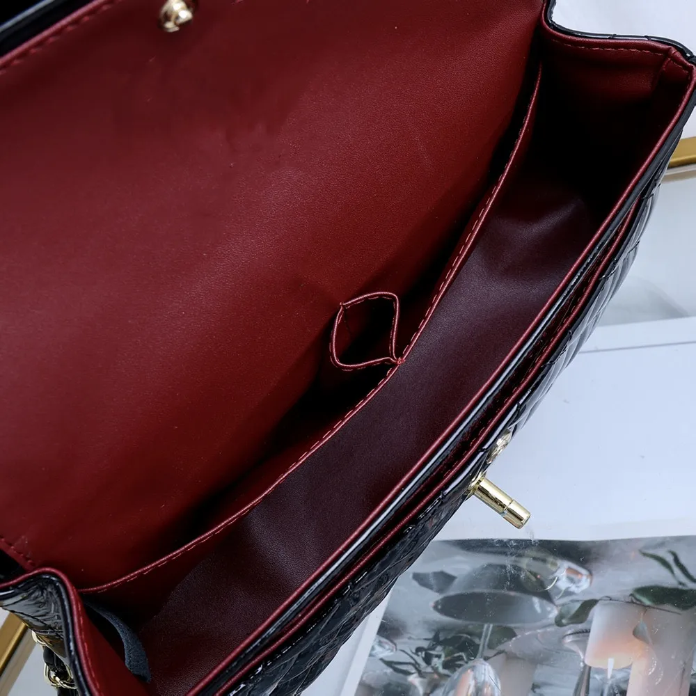 

2021 summer new shiny leather chain designer messenger single flap one shoulder messenger bag25cm