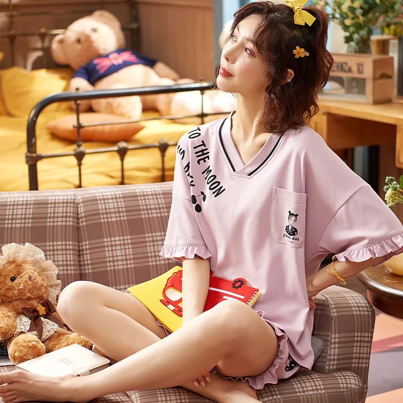 

2021 New Pajamas Women's Spring And Summer Korean Casual Cute Short Sleeve Shorts Home Wear Thin Suit Can Be Worn Out