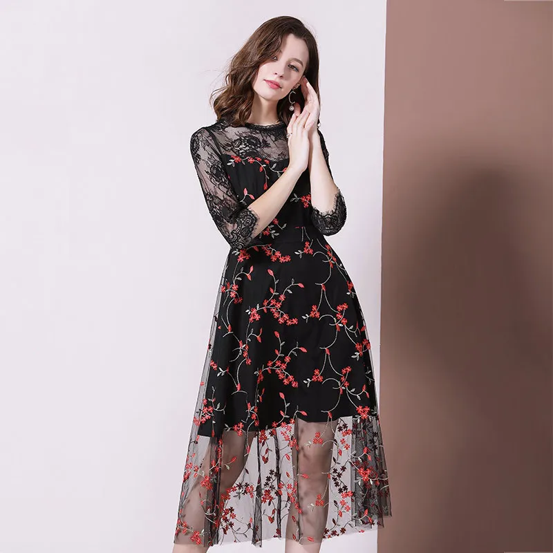

New women's mesh lace embroidery Quarter Sleeve temperament celebrity mid length dress in autumn of 2019