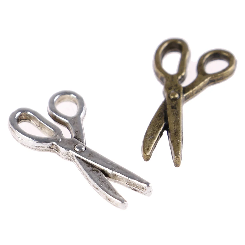 

1 Piece Simulation Mini Metal Scissors Model Toys 1:12 Dollhouse Miniature 1.7*0.8cm 2 Colors