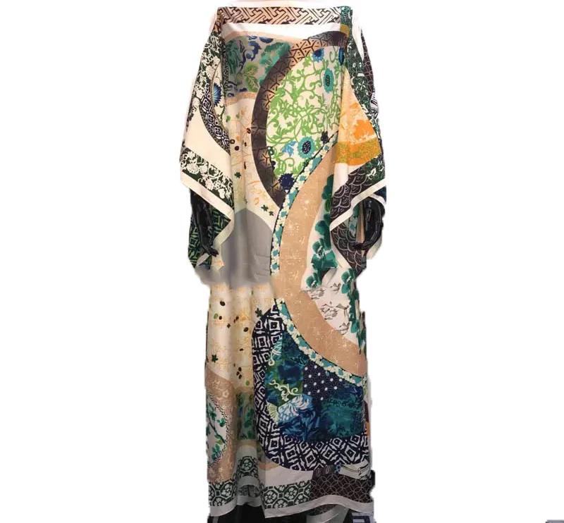 Женское длинное платье в стиле бохо традиционное шелковое с разноцветным