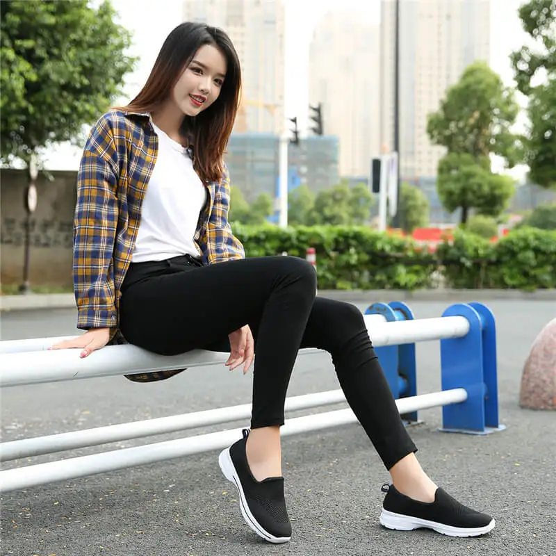 

Fashion Women Sneakers Slip On Breathable Women's Shoes Casual Shoes Ladies Mesh loafers Vulcanize Shoes